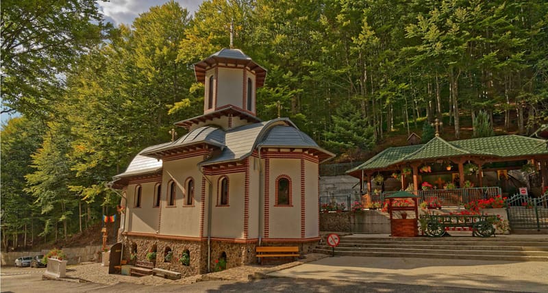 Kloster „Sfântul Mare Mucenic Pantelimon”